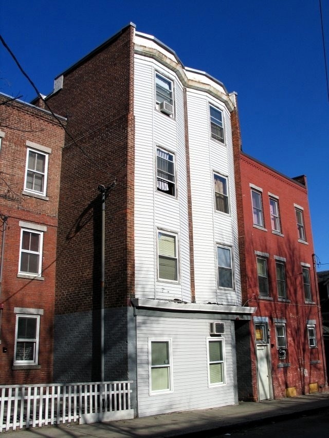 109 Garden St #2 — photo