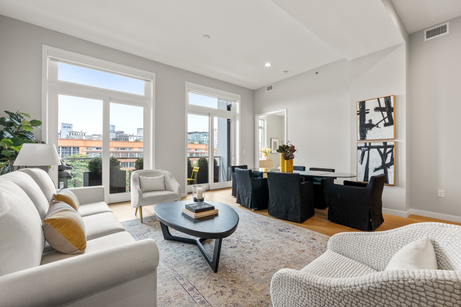 481 Harrison Ave #5B — photo