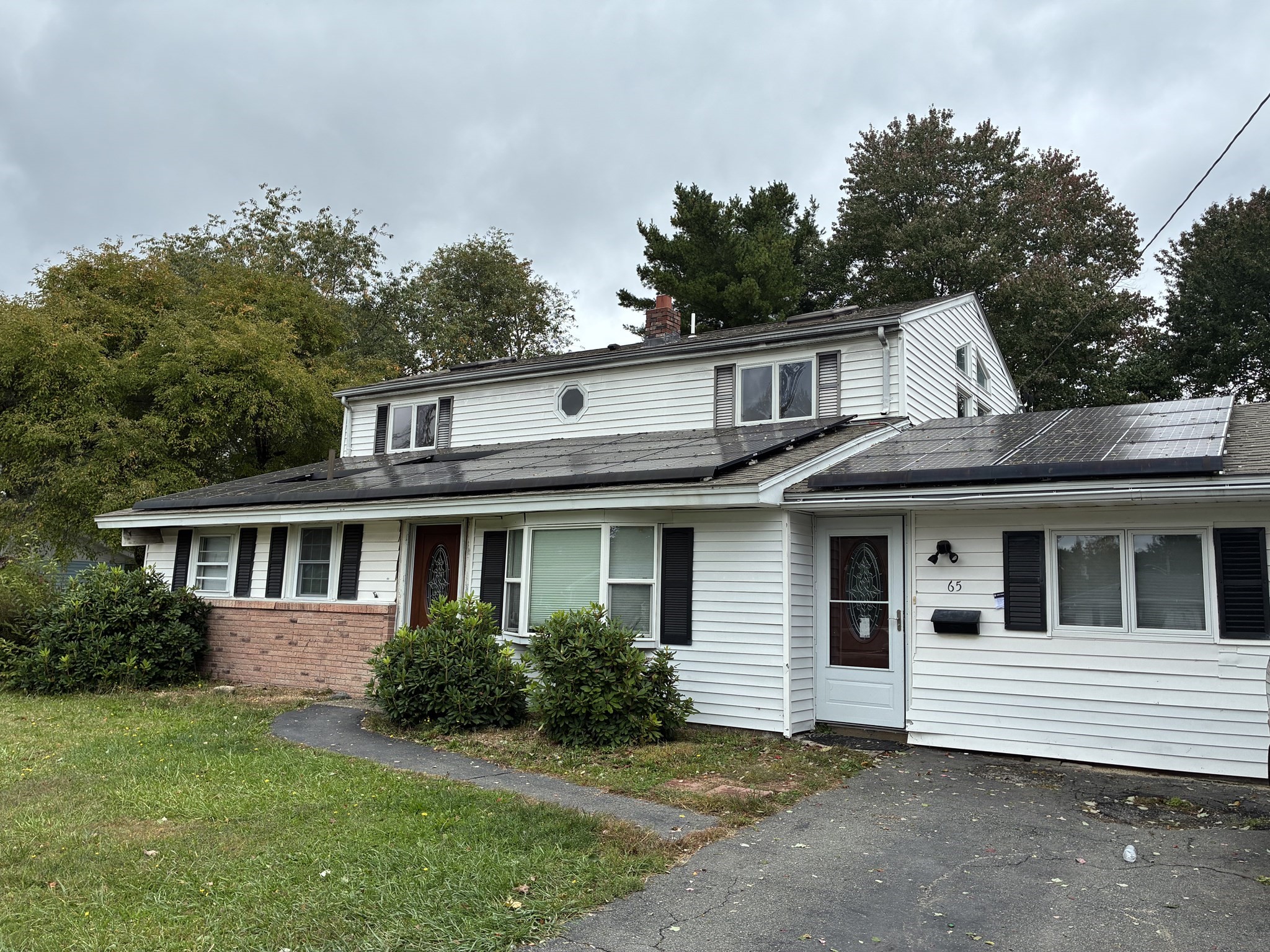 65 Gary Rd — photo