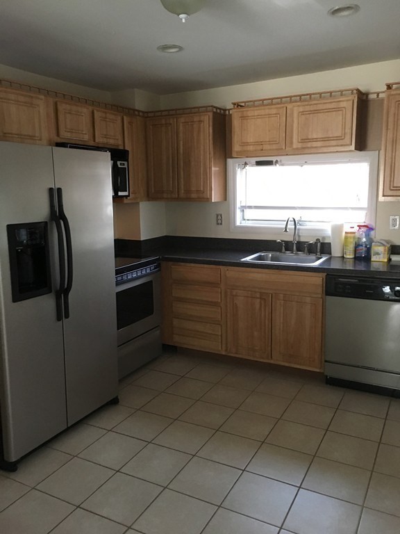 957 Temple St #1 — photo