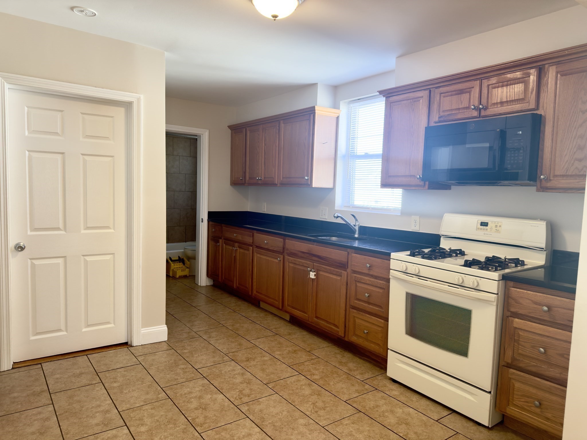 29 Chase Street #3B — photo