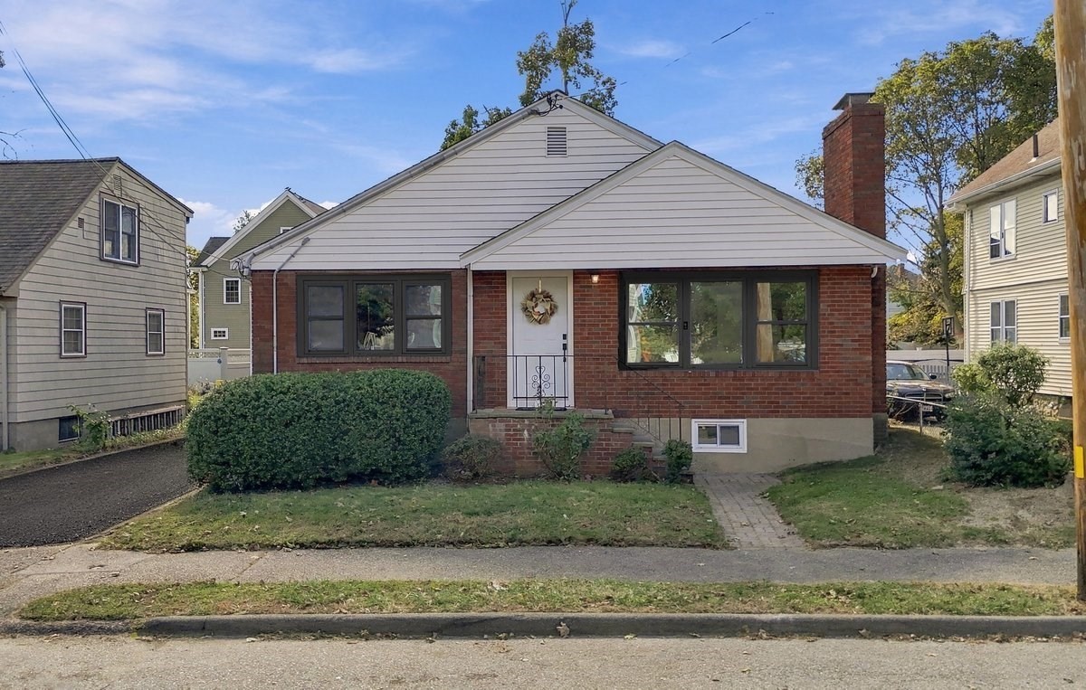 40 DIX Street — photo