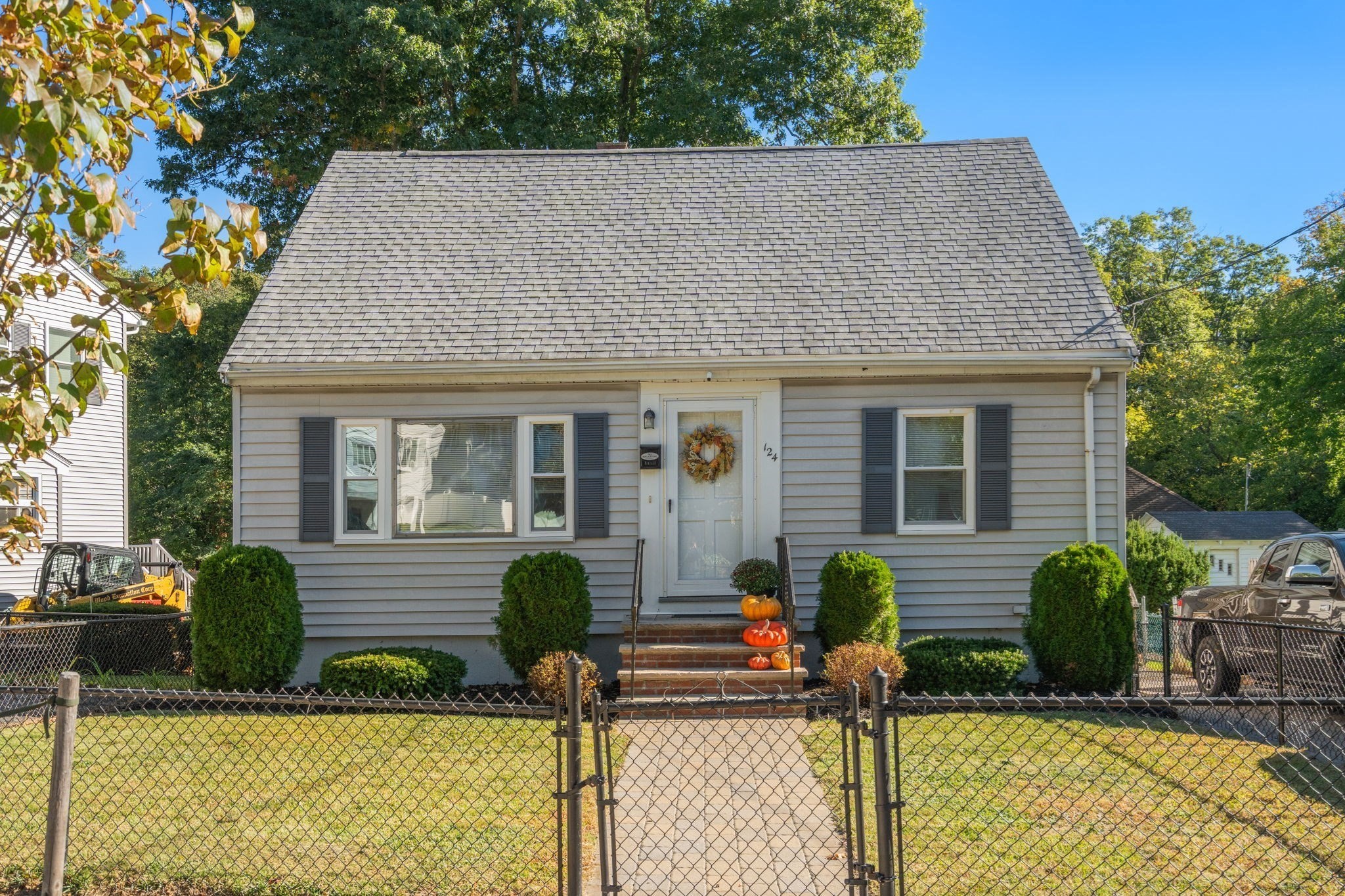 124 Windham Rd — photo