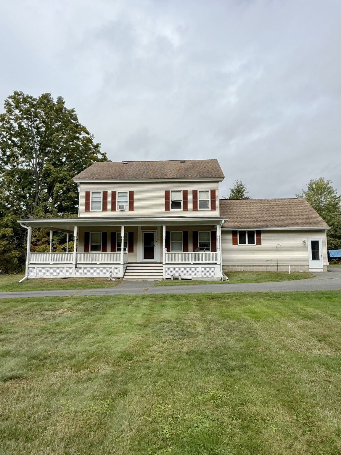130 N Main St — photo