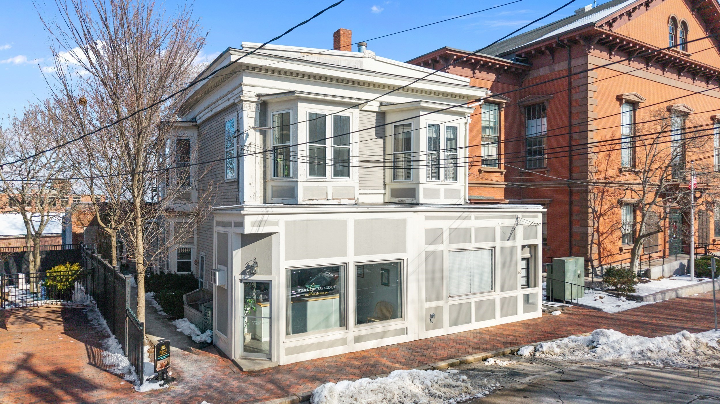 68 Pleasant St #2 — photo