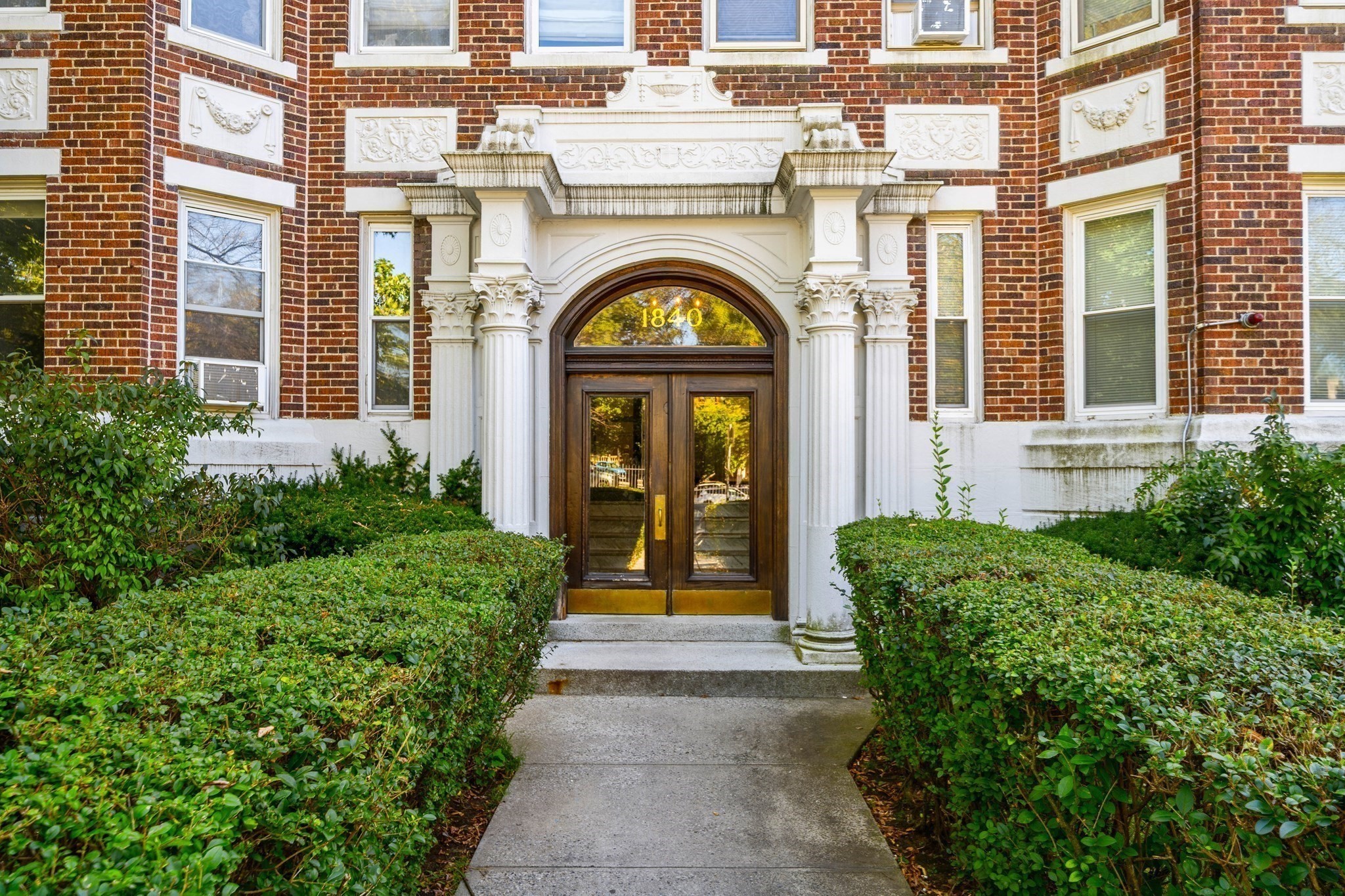 1840 Commonwealth Ave #8 — photo