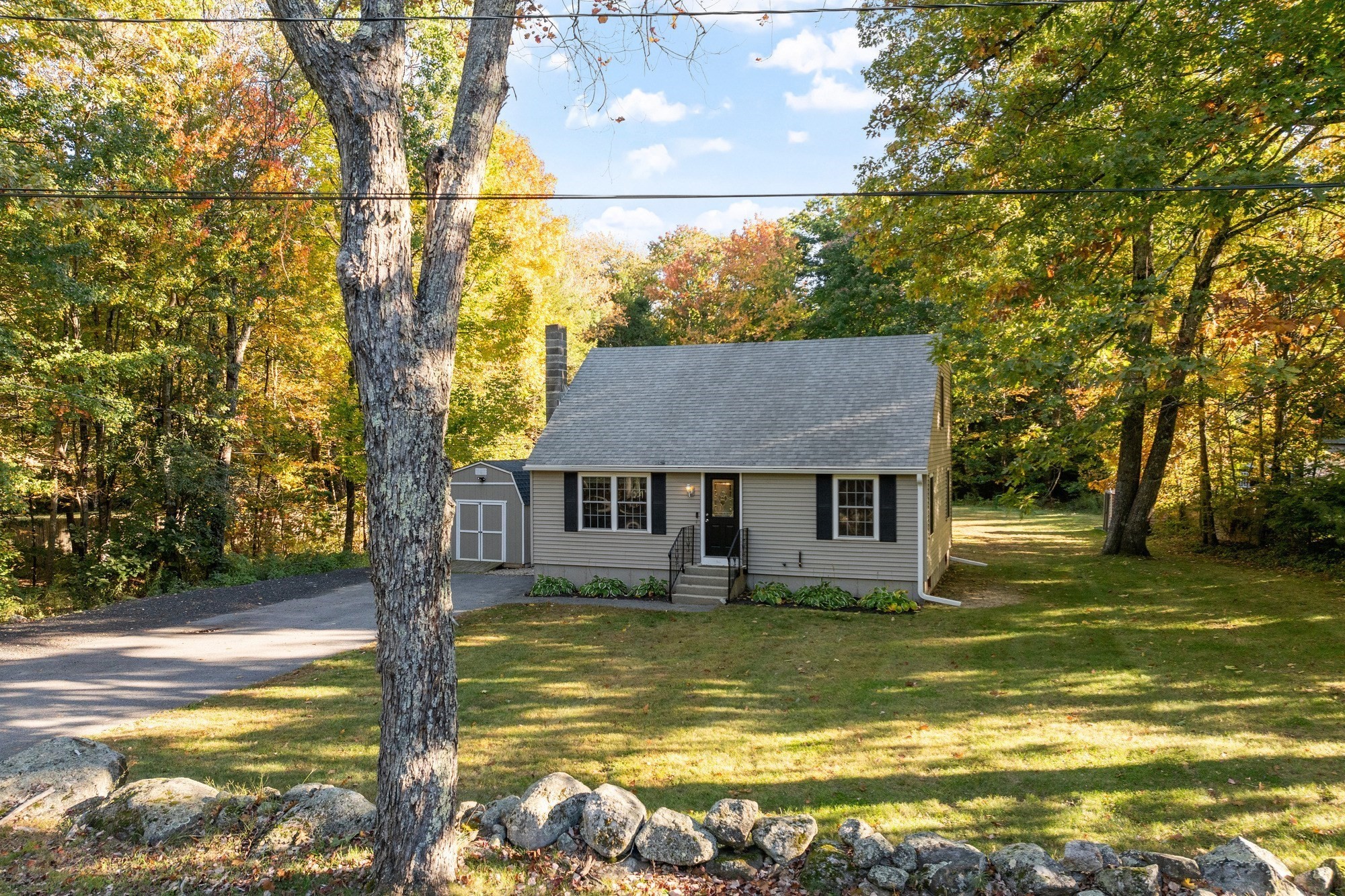 35 School House Rd — photo