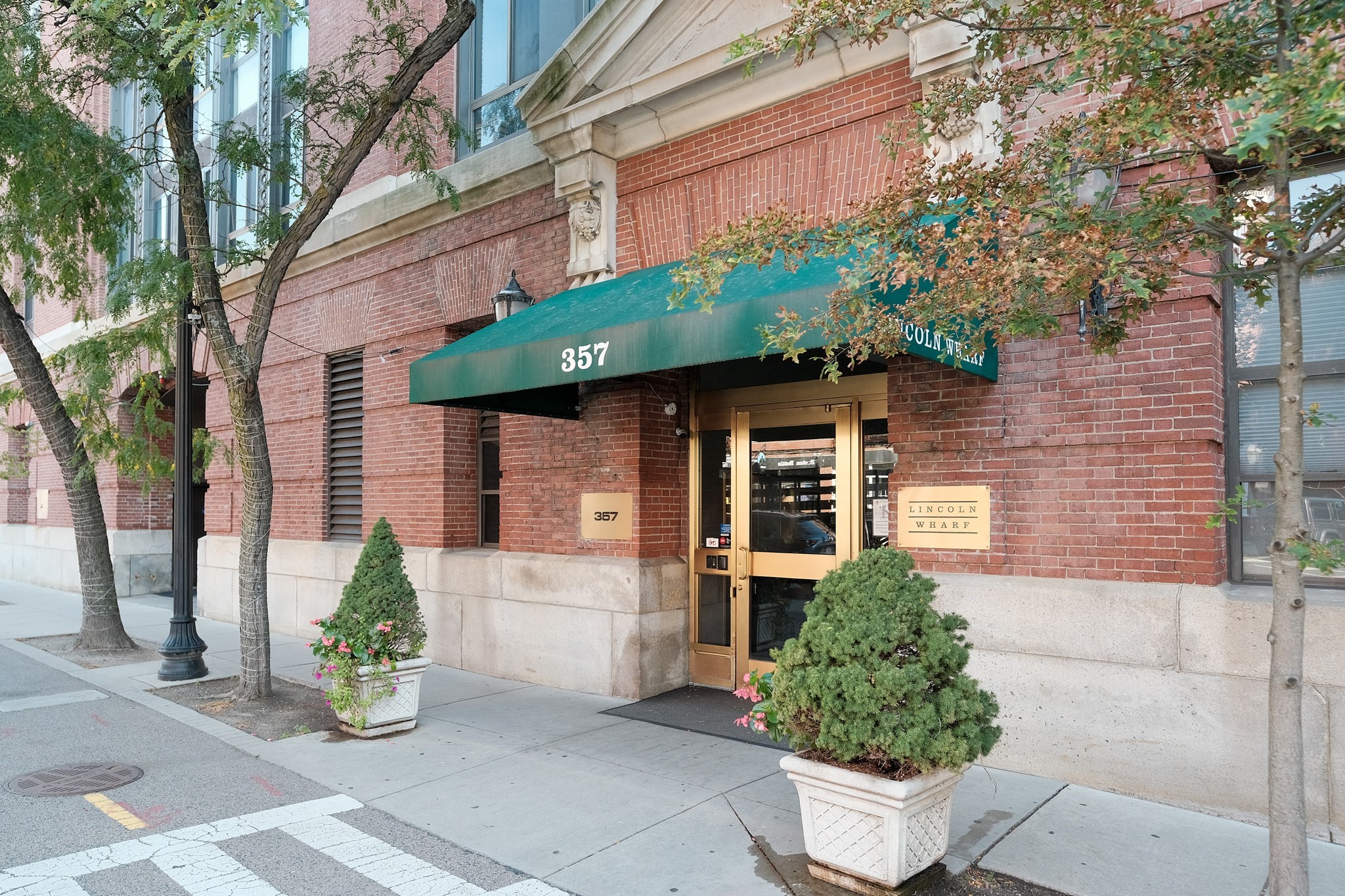 357 Commercial St #516 — photo