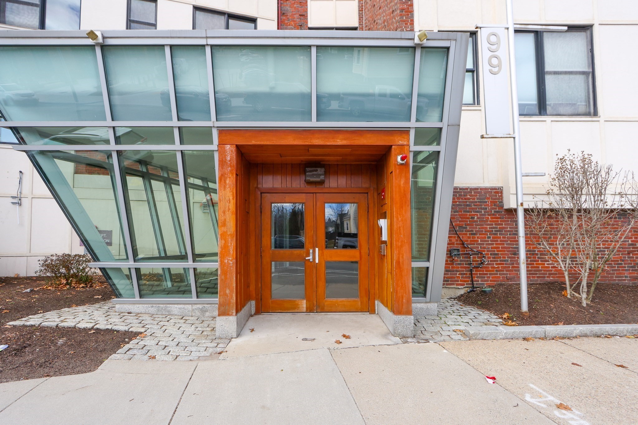 99 Chestnut Hill Ave #305 — photo