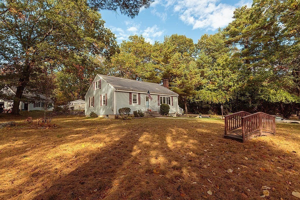 375 Old Russell Street — photo