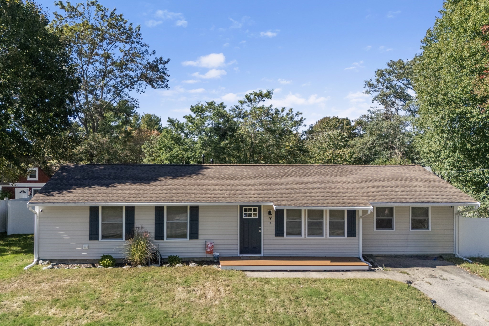 14 Dennis Ln — photo