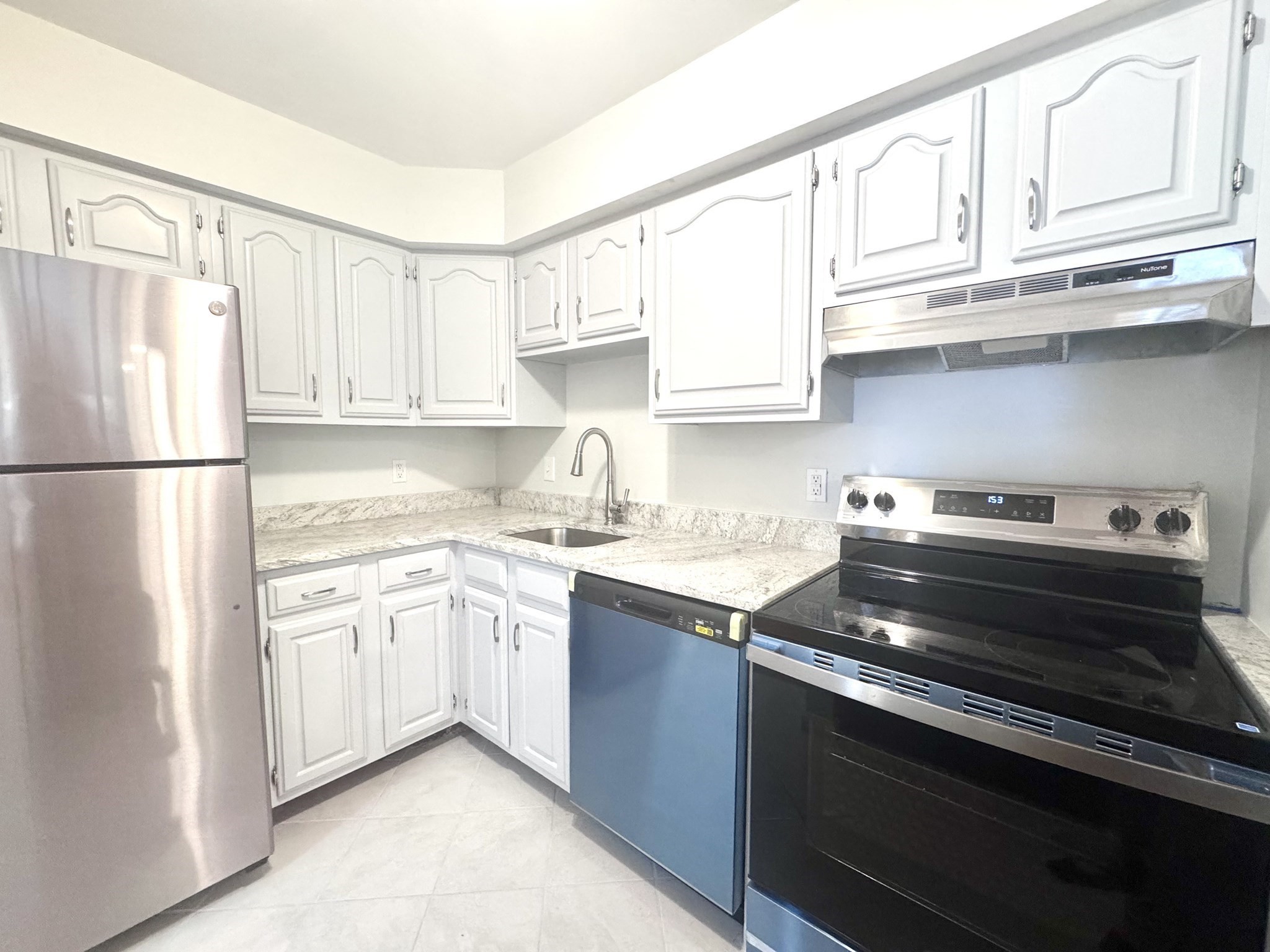 4975 Washington St #109 — photo