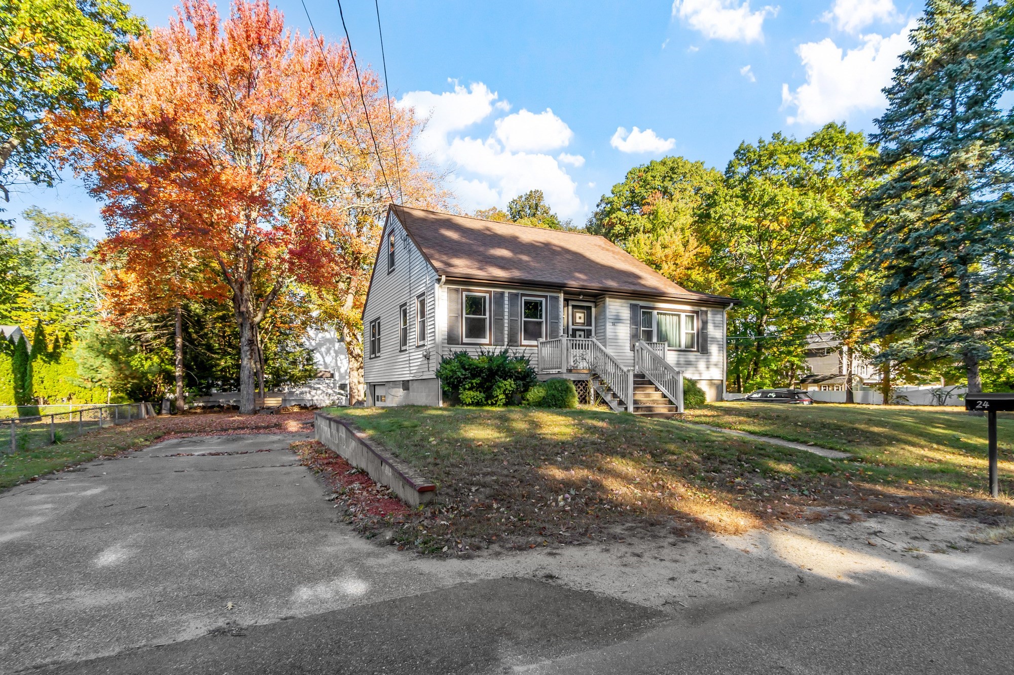 24 Faulkner Ave — photo