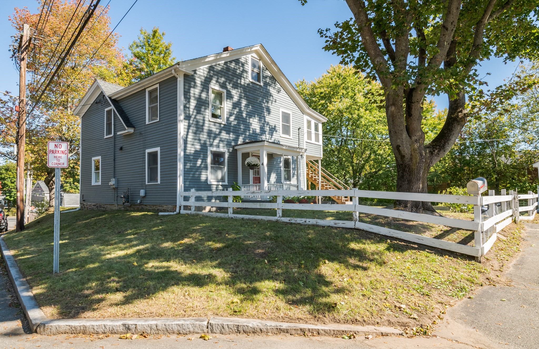 4 Pleasant St — photo