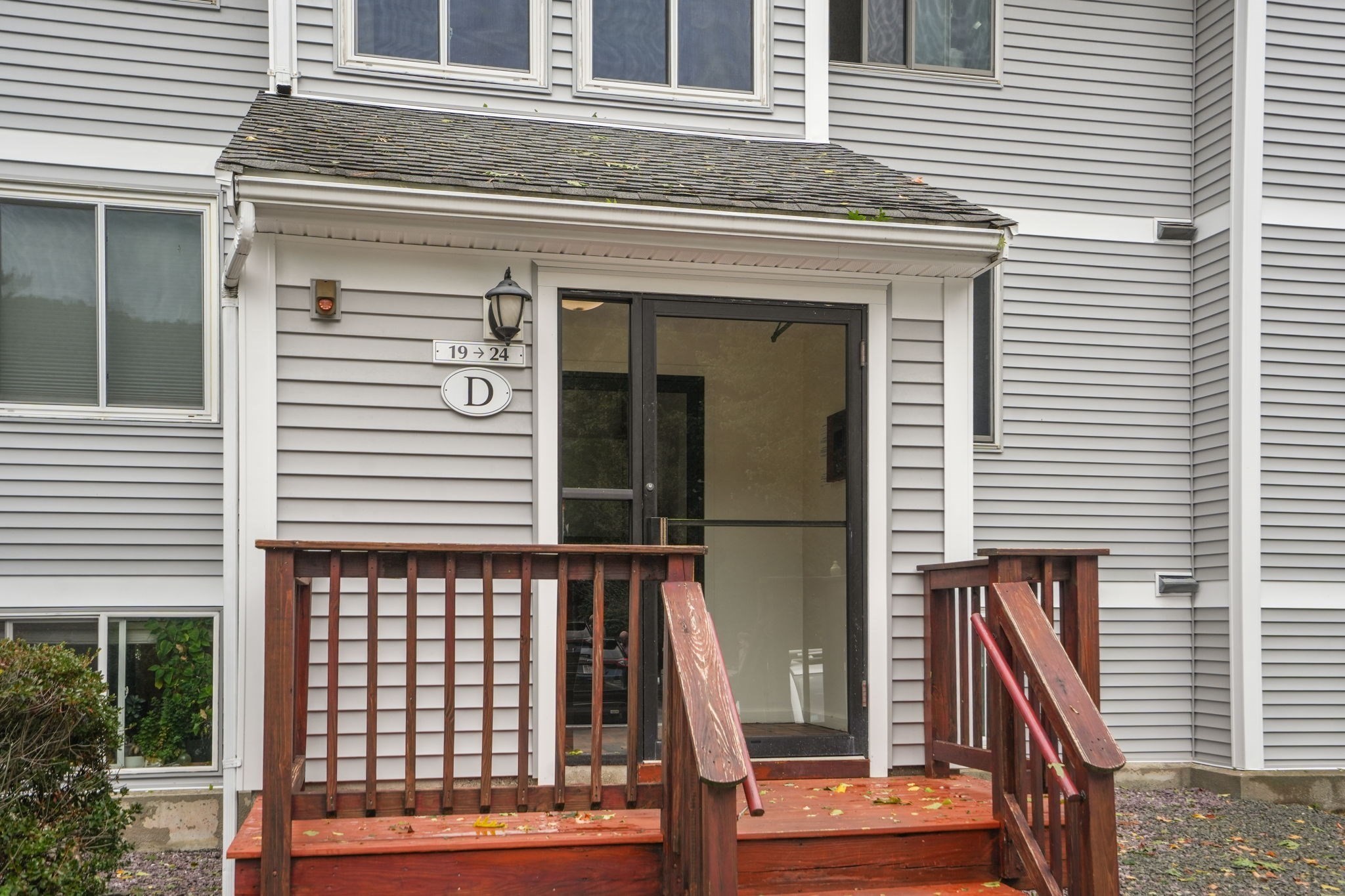 330 Sunderland Rd #22 — photo