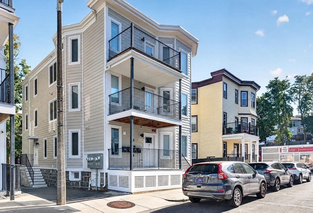5 Tovar Street #1R — photo