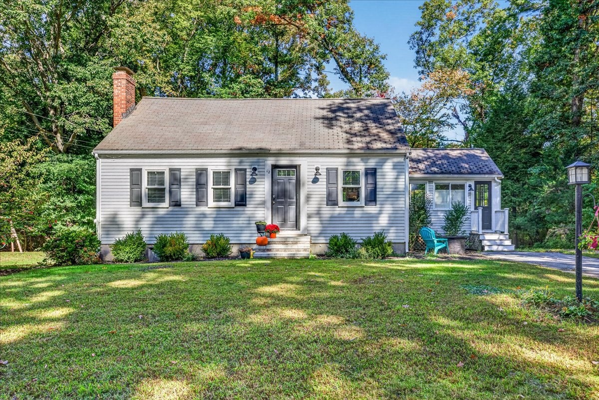 12 Pat Rd — photo
