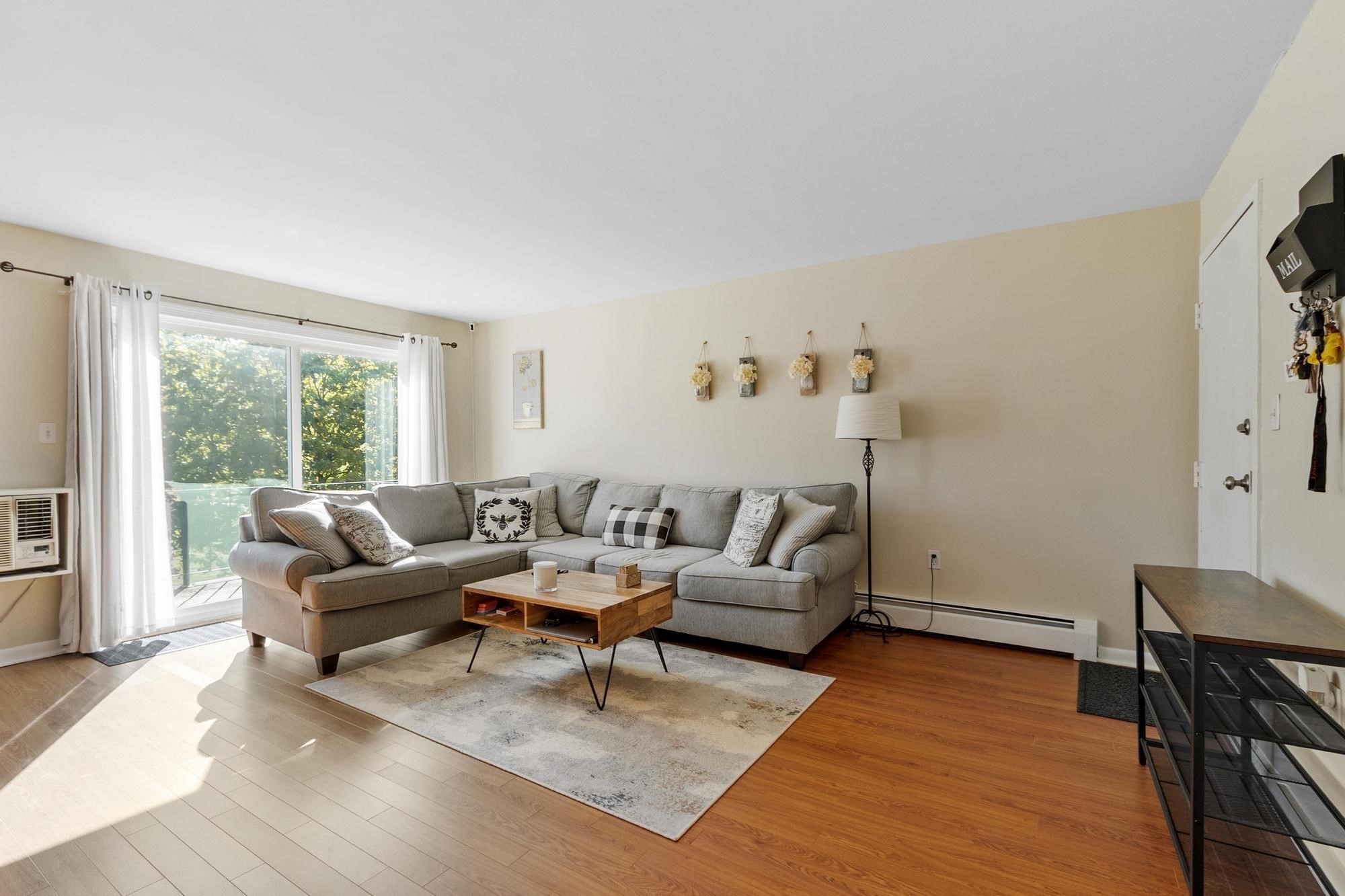 23 Edgelawn Ave #5 — photo