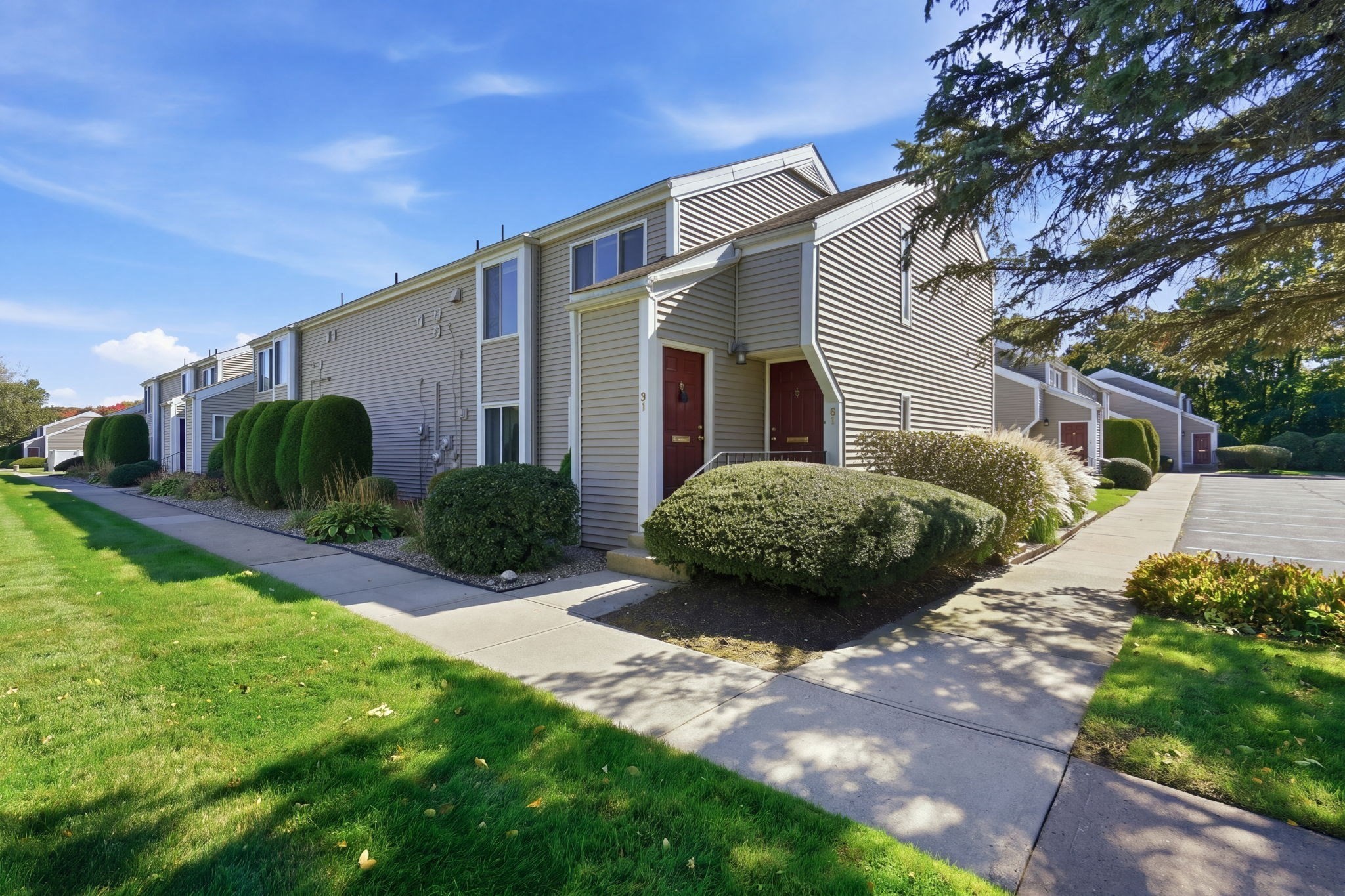 91 Nassau Drive #91 — photo