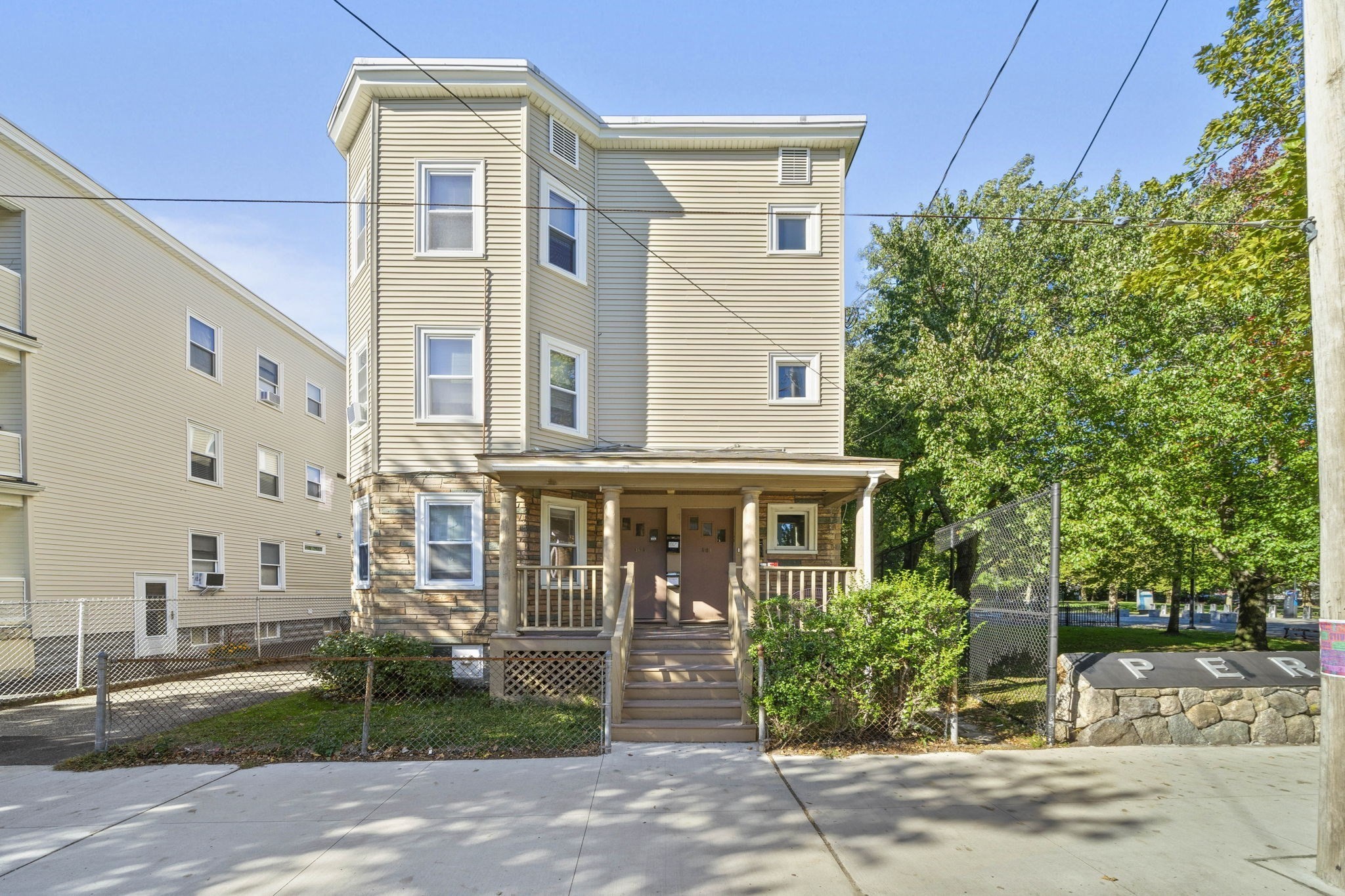 363 Washington St #1 — photo