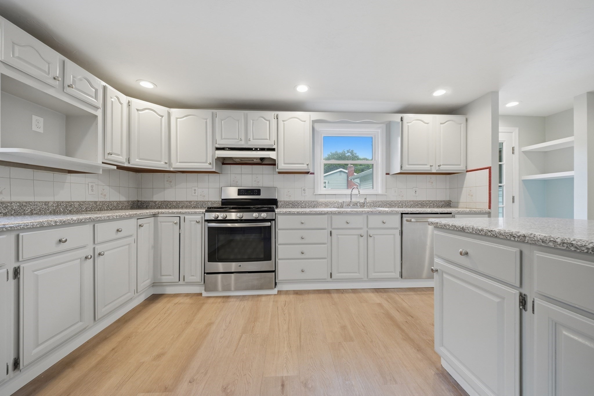 4 Richardson Road, Hudson, MA 01749 — photo 3
