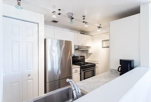 15 N Beacon St #608 — photo