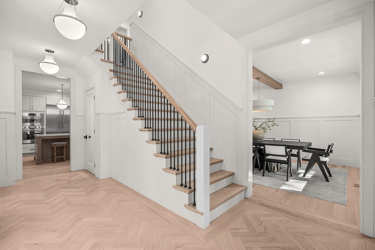 39 Macarthur Road, Wellesley, MA 02482 — photo 2