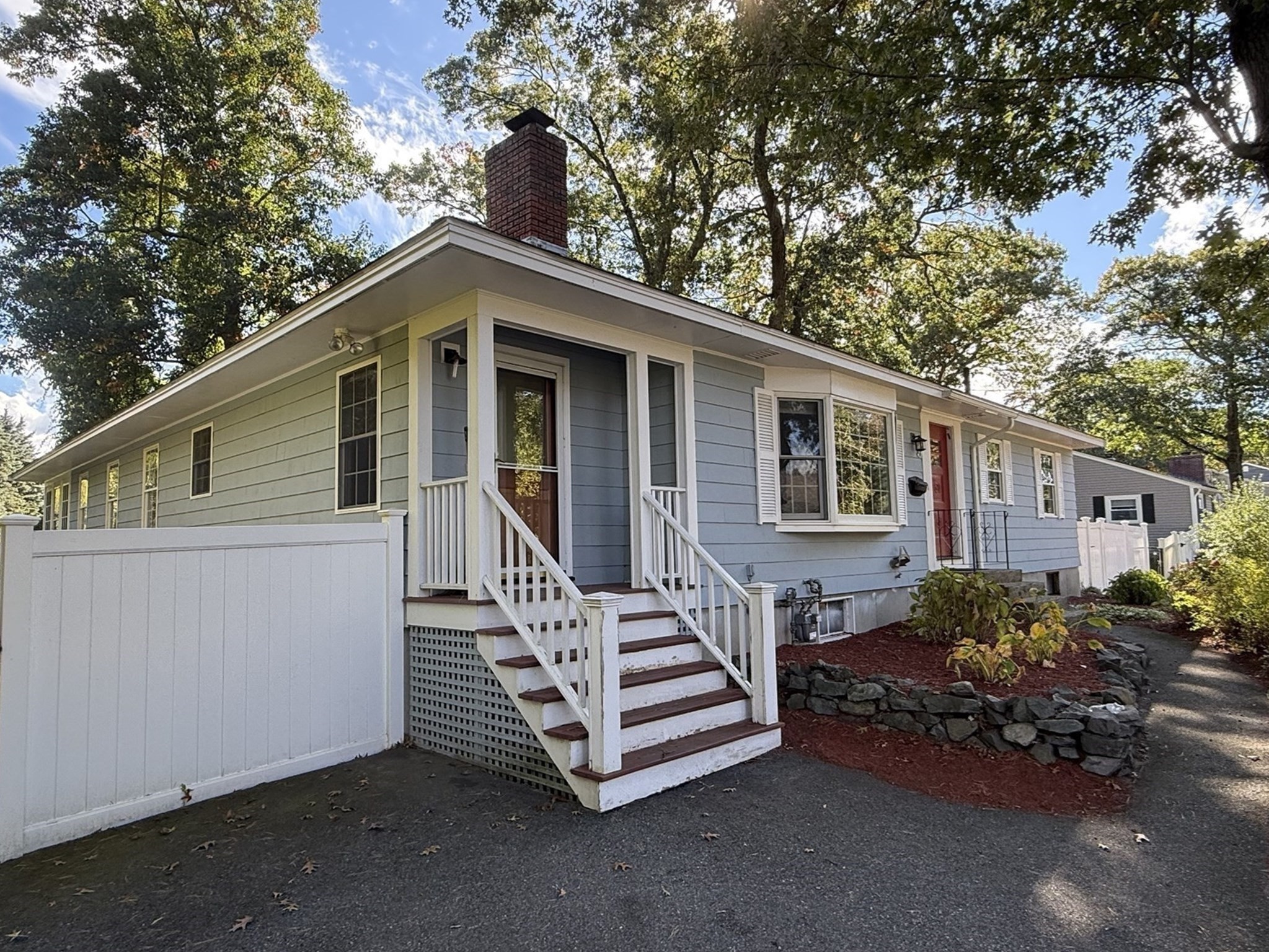 9 Eclipse Avenue, Chelmsford, MA 01824 — photo 2