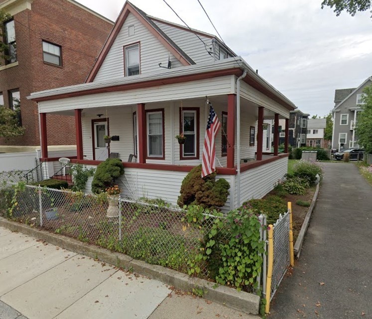 14 Irwin St — photo