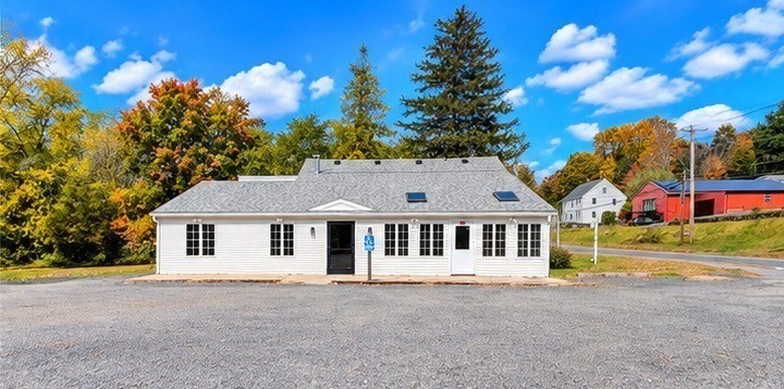 26 Sturbridge Road — photo