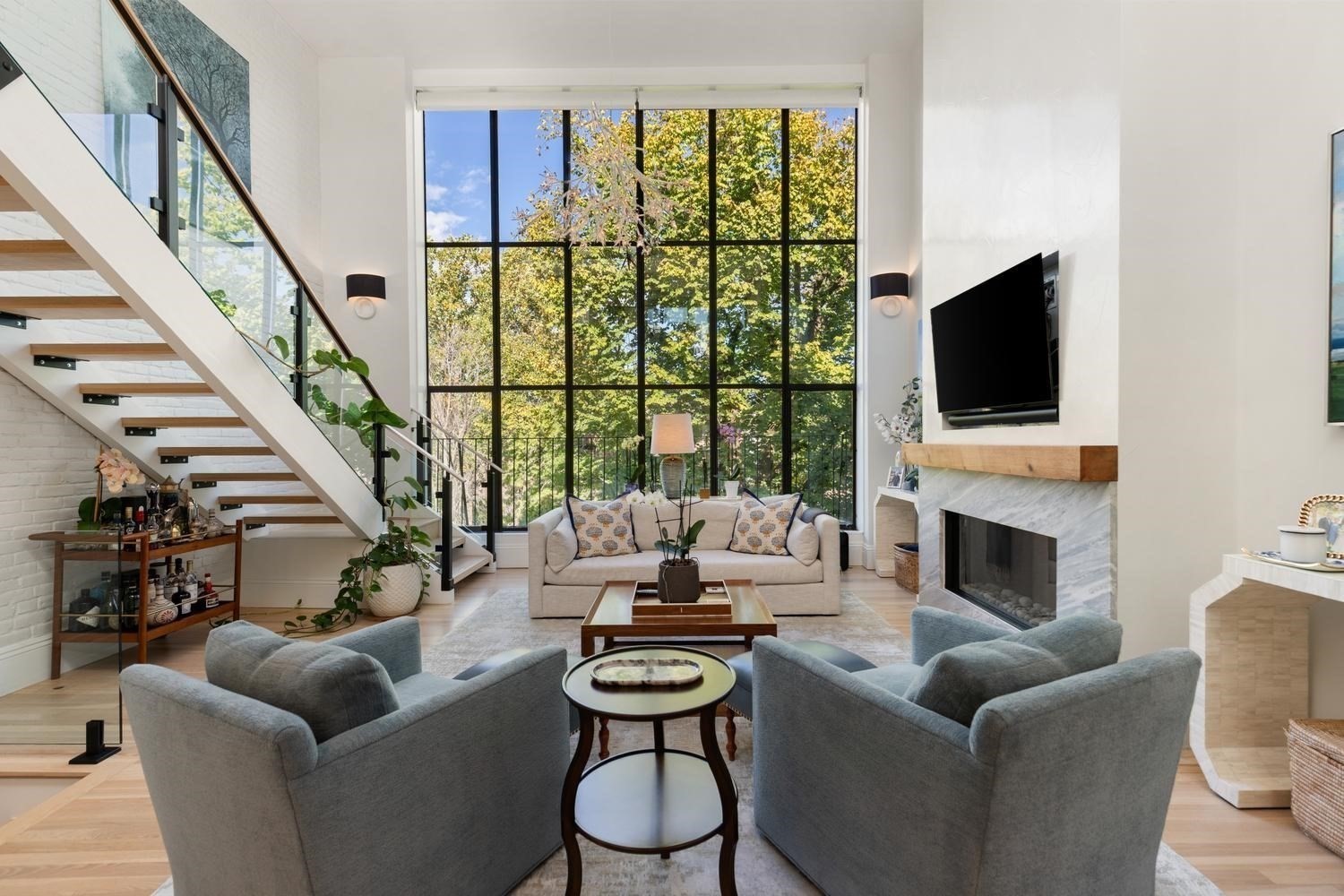 51 Rutland Square Ph — photo