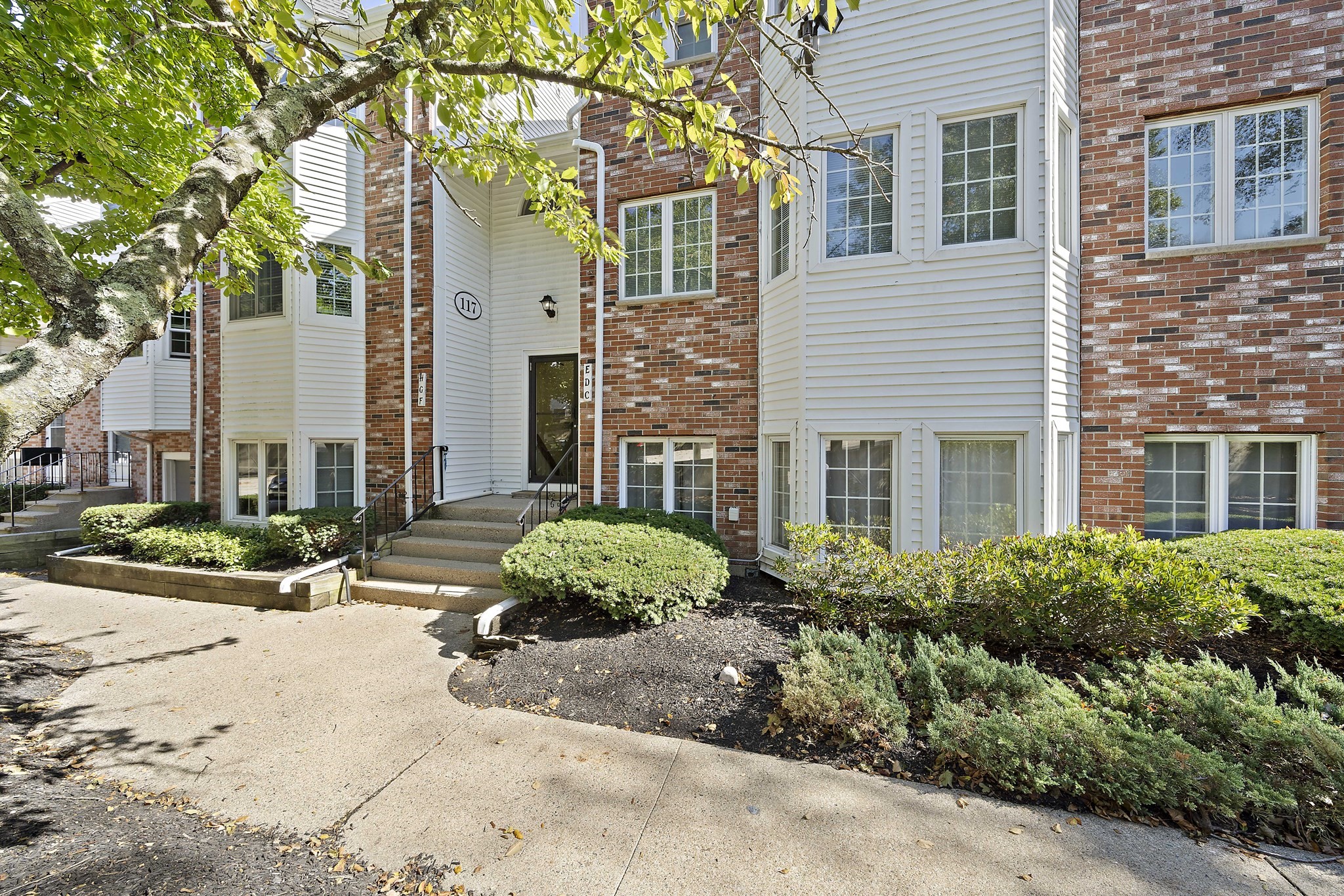 117 Tall Oaks Dr #H — photo