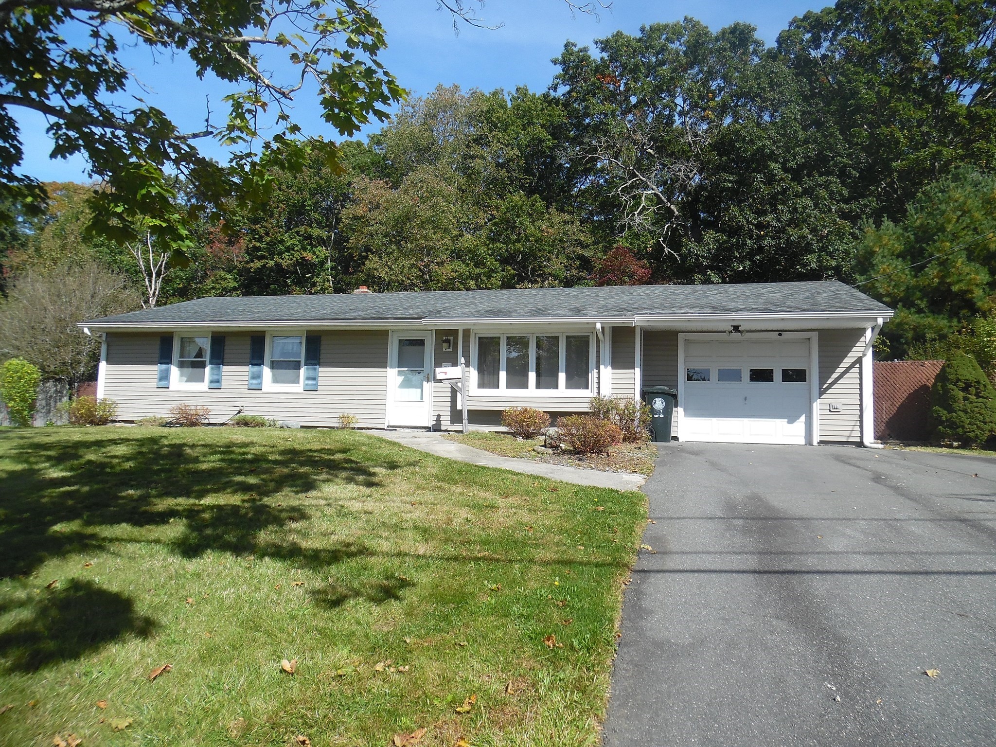 21 Burnside Drive — photo