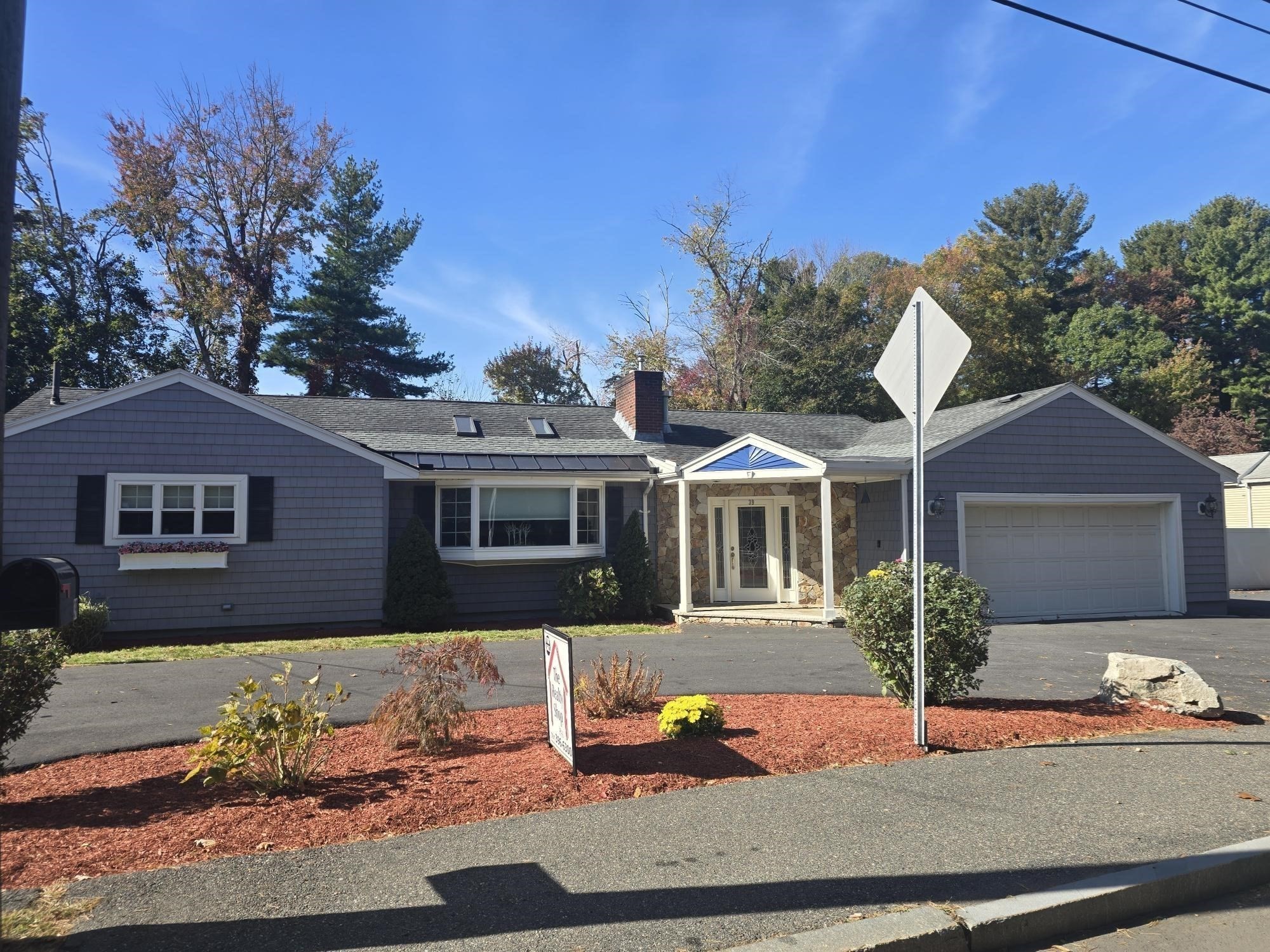 39 Walnut Street — photo