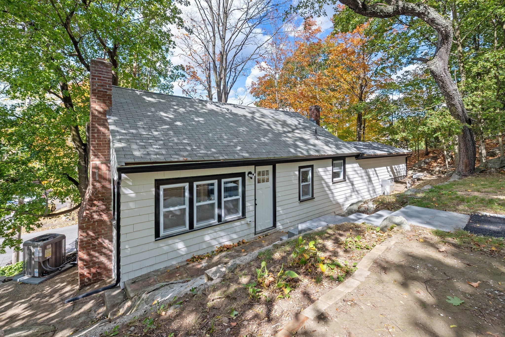 9 Walden Pond Ave — photo