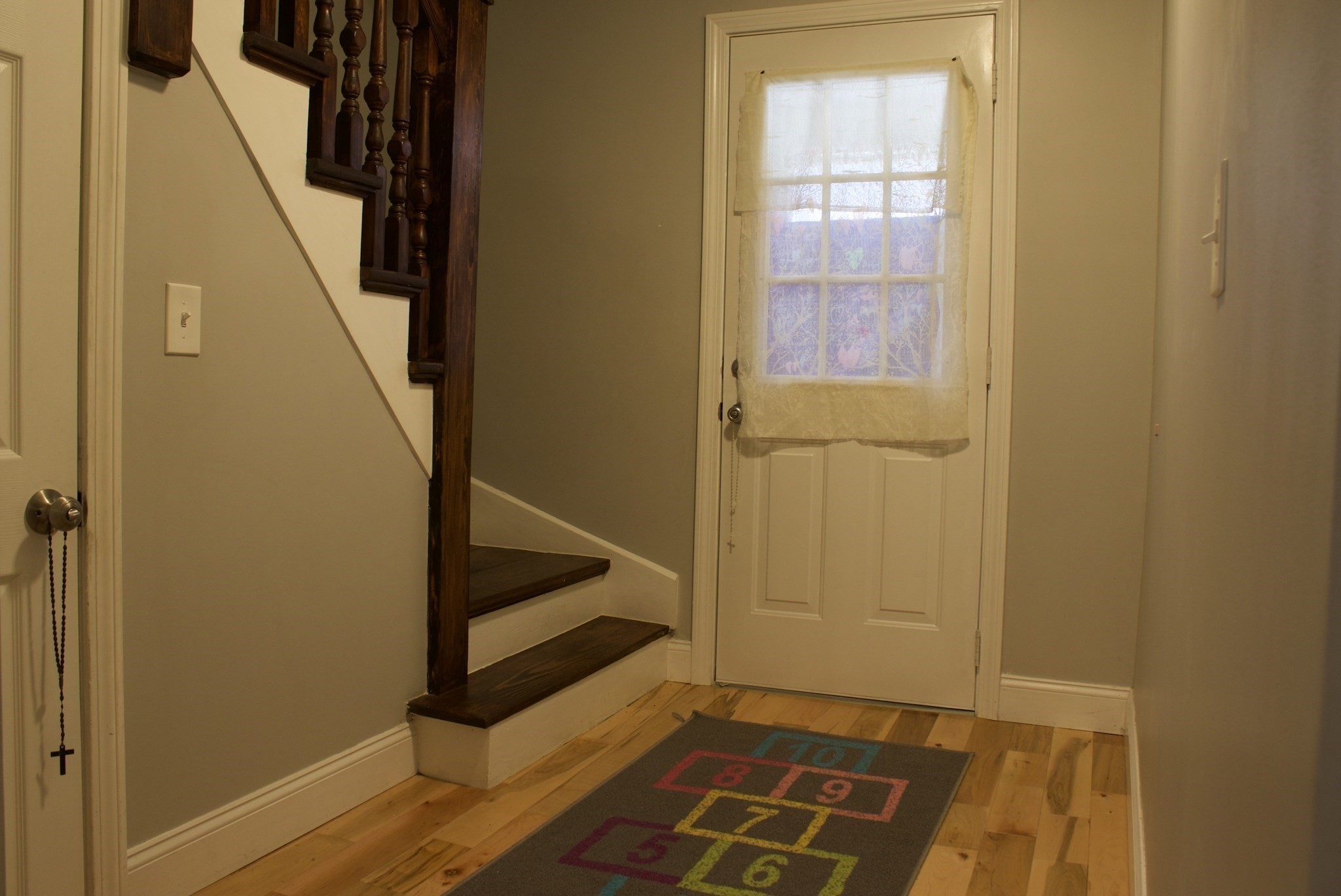 15 Draper Road, Gardner, MA 01440 — photo 2