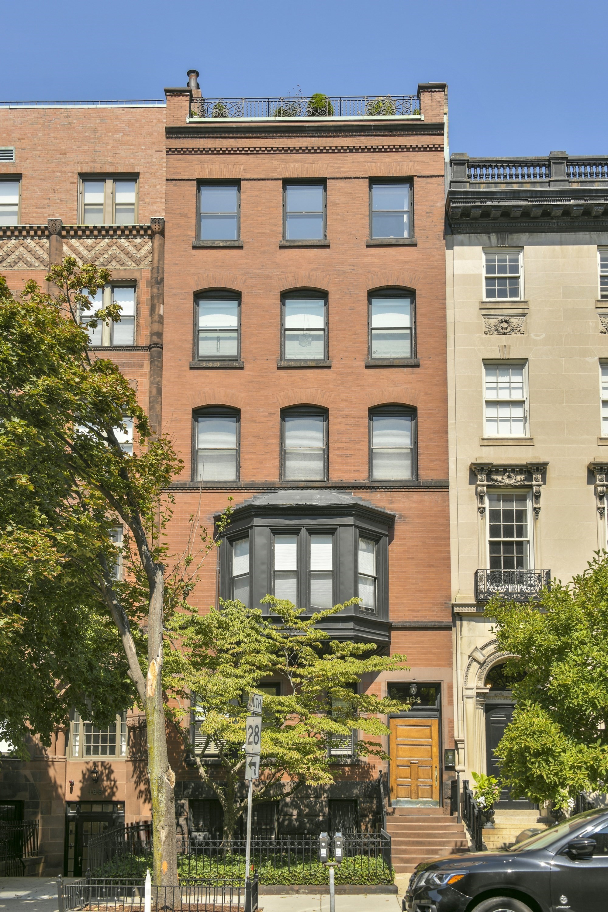 164 Beacon St Unit Bb — photo