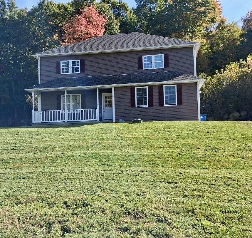 1 Heritage Ln — photo