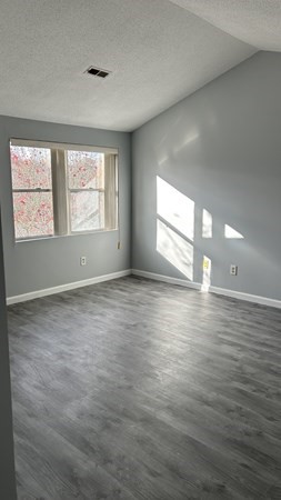 15 Longworth Ave #231 — photo