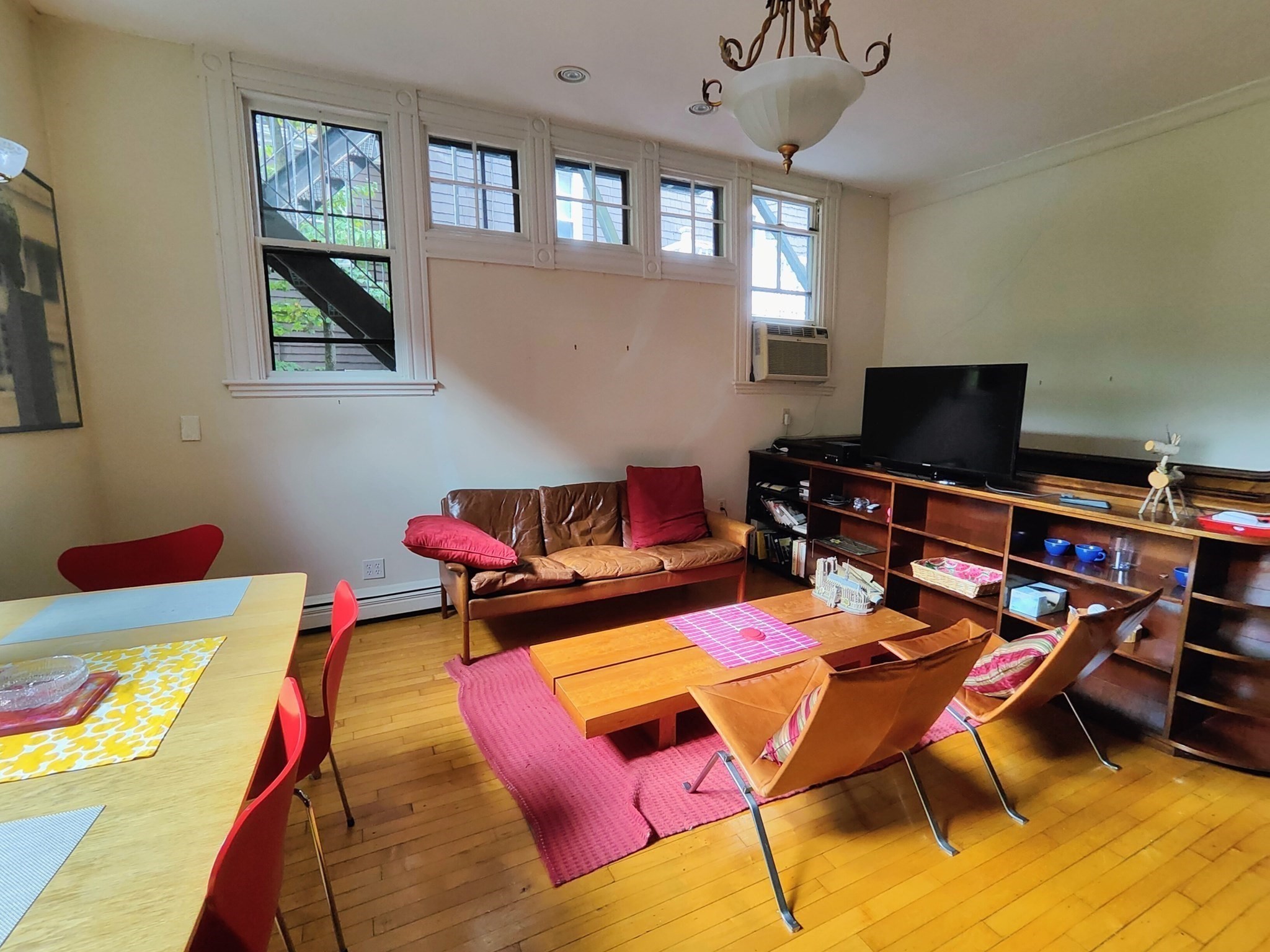 10 Hilliard St #2 — photo