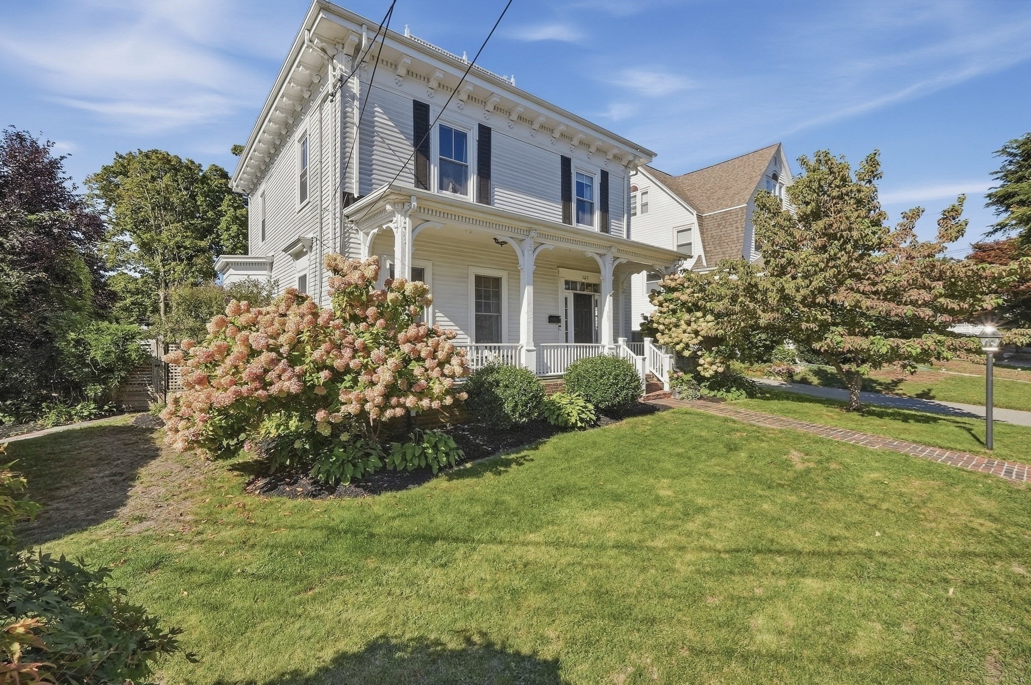 137 Grand View Ave — photo