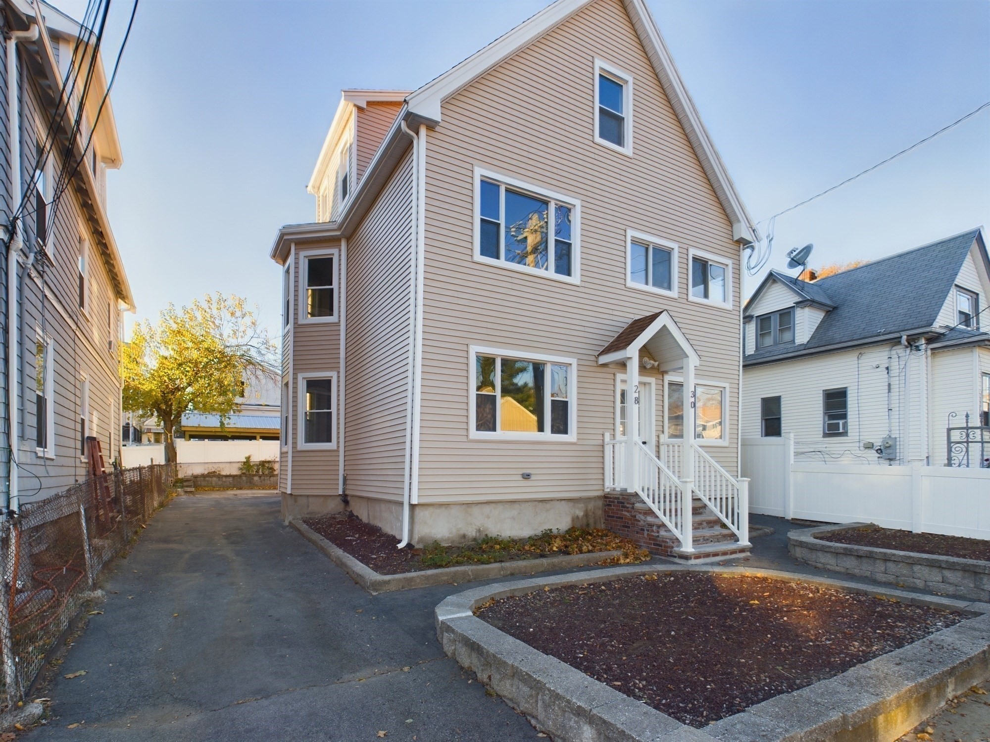 30 Furness St #2 — photo