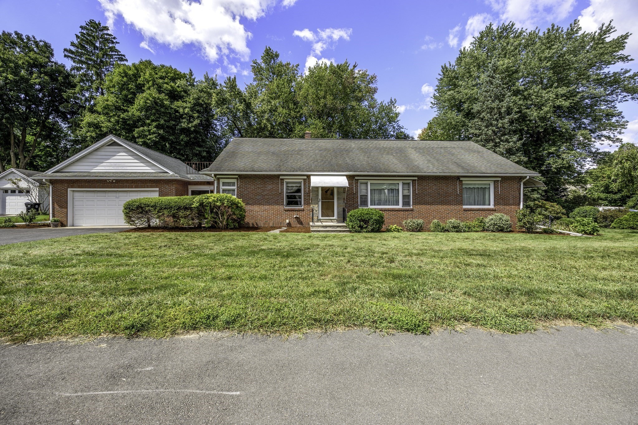 538 Newton Street — photo