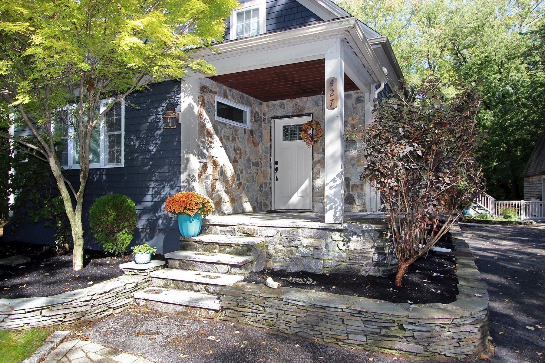 427 Bedford Street — photo