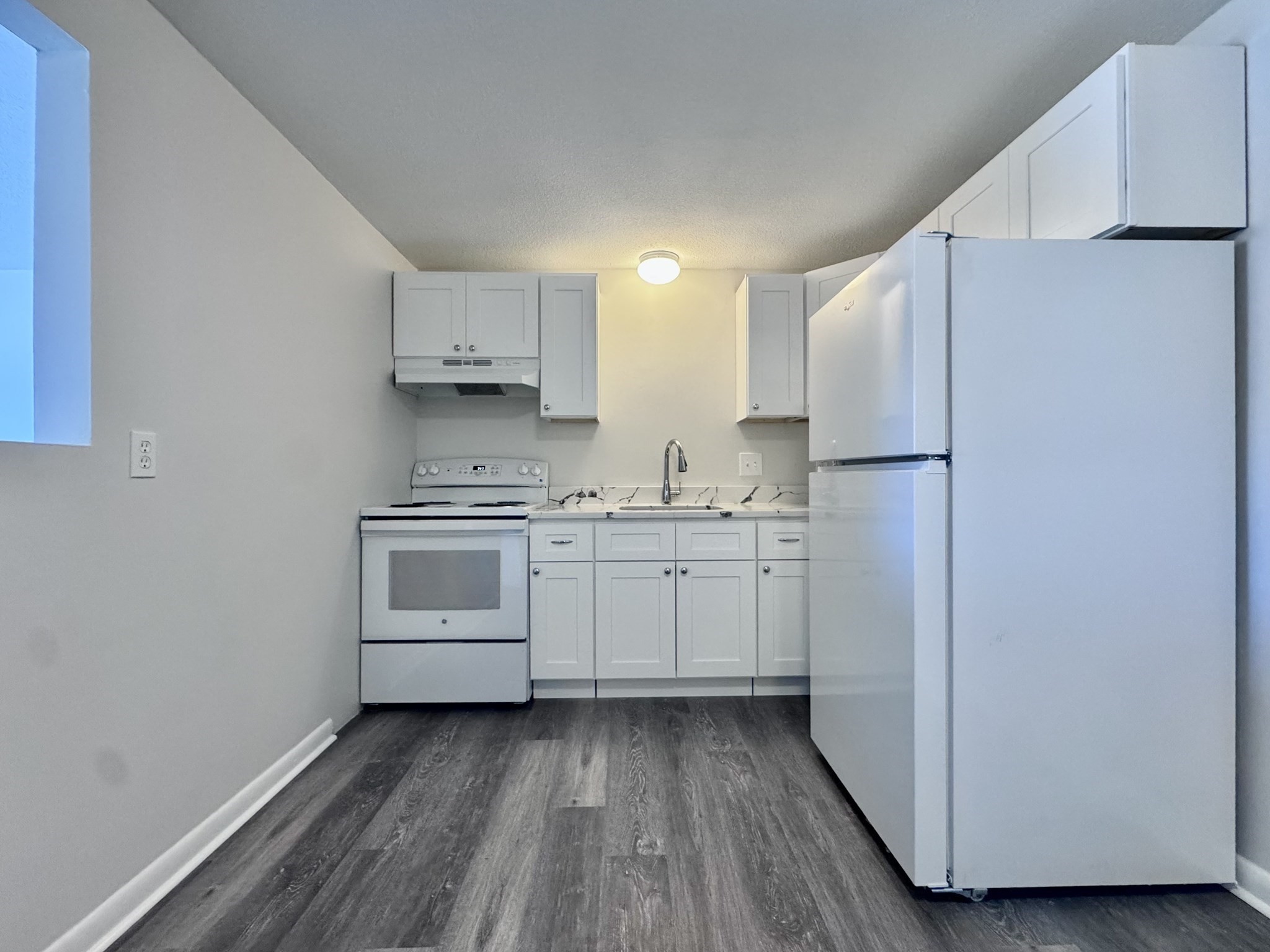 50-54 Walnut St #15 — photo