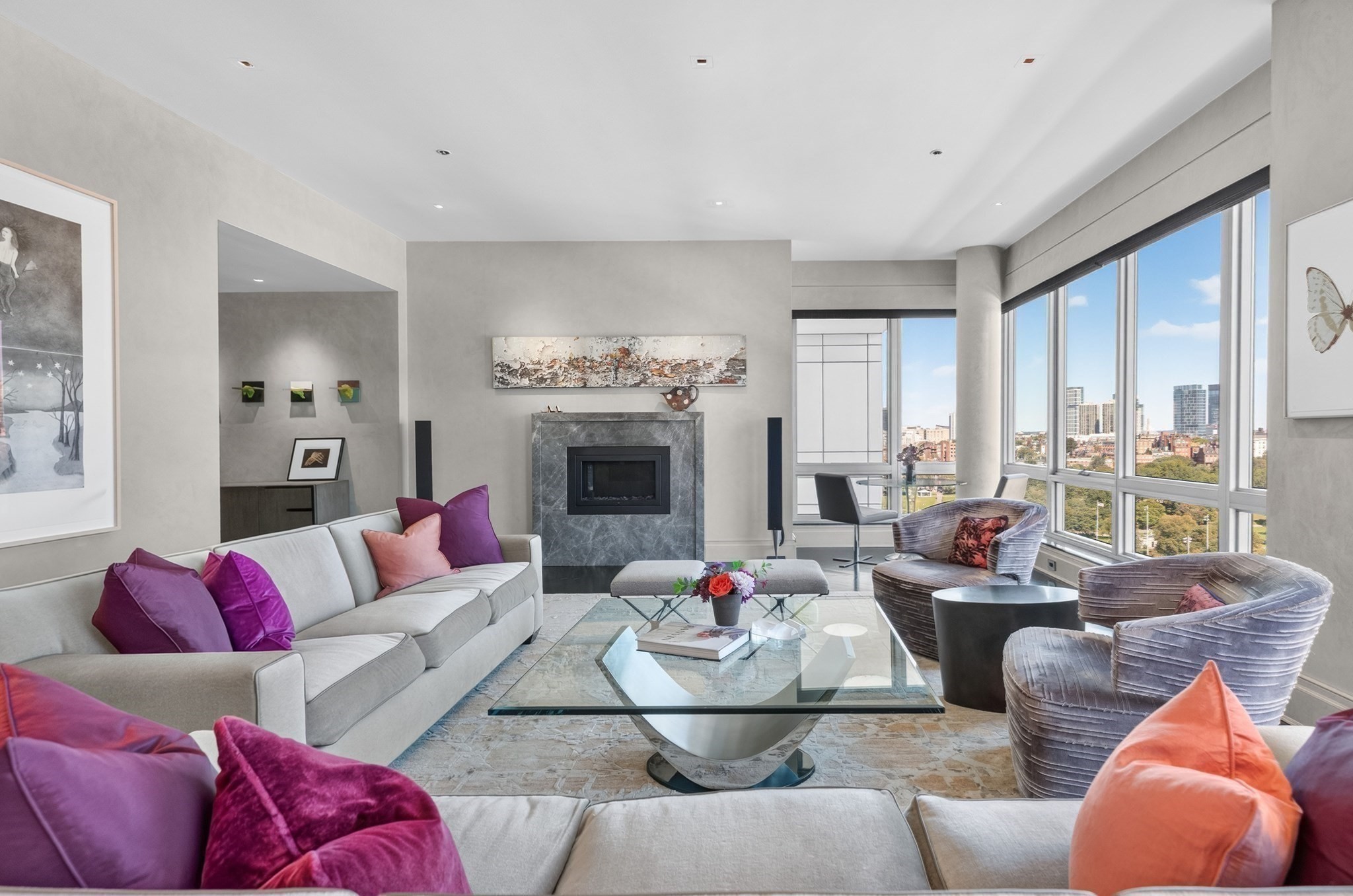 1 Charles St S Unit Ph2C — photo