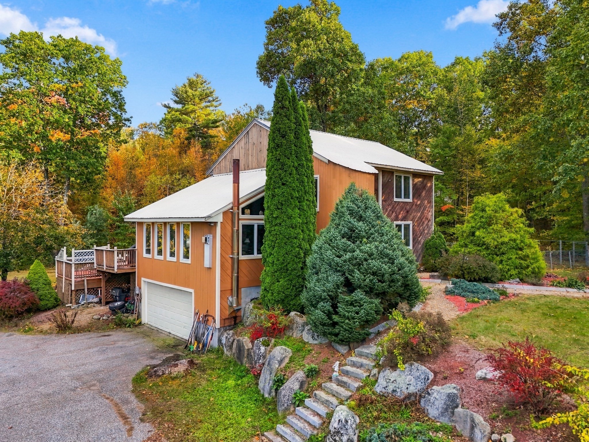 755 Robinson Rd — photo