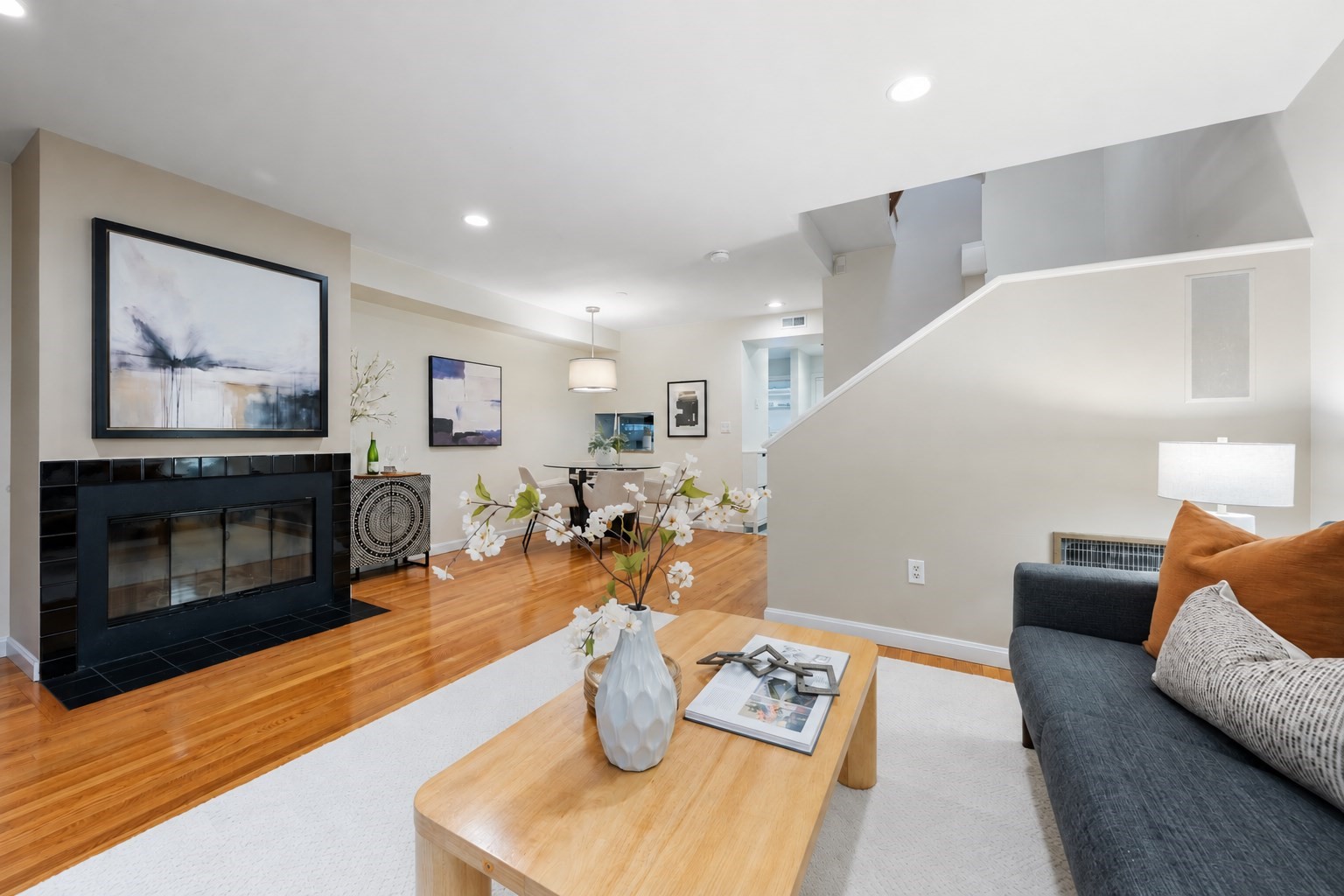 40 Cummings Rd. #4 — photo