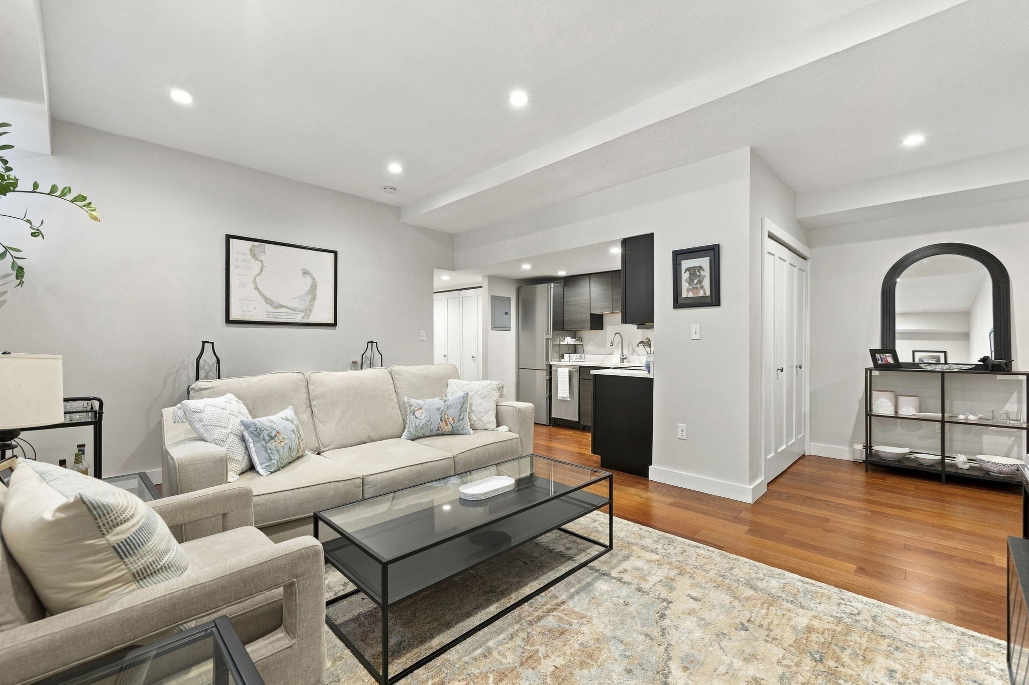 38-40 Saint Botolph Street #B3 — photo