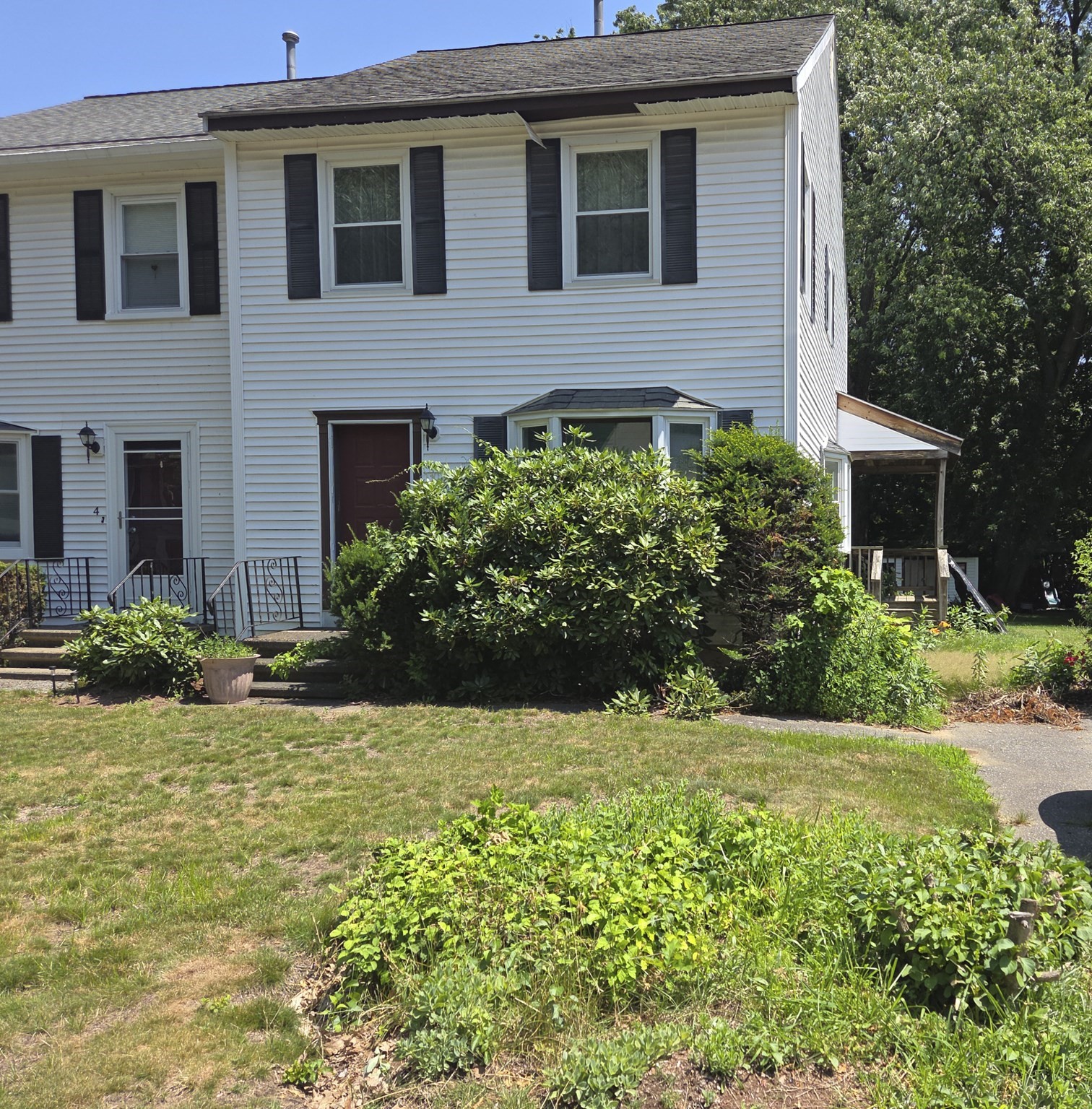 6 Riverbank Circle #6 — photo